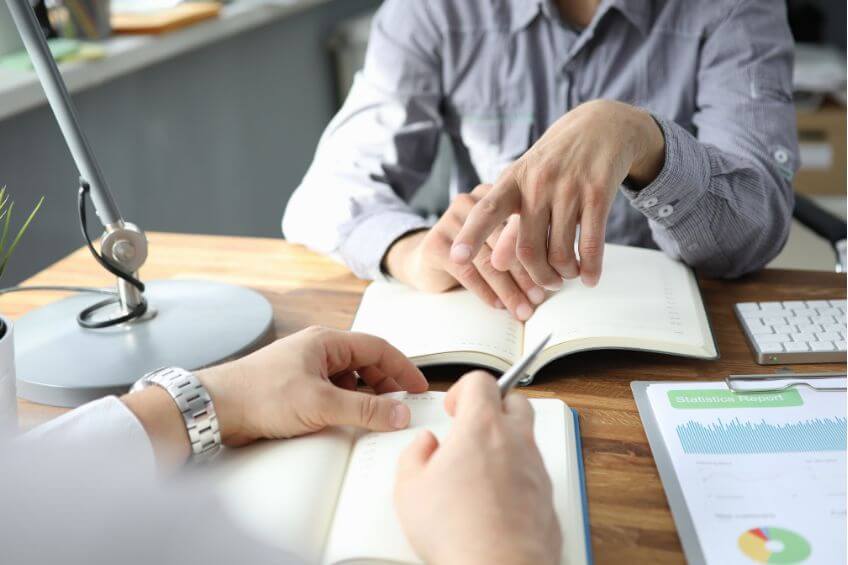 la difference entre interpretation et traduction